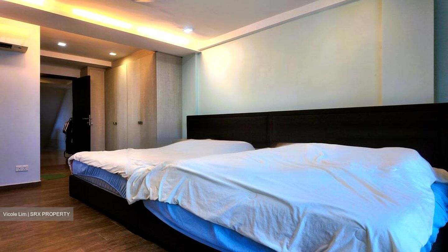 Hougang Avenue 2 (D19), Terrace #469676521